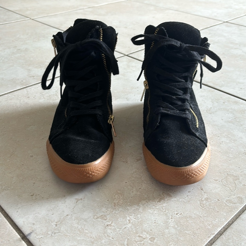 Betsey Johnson black high top sneakers